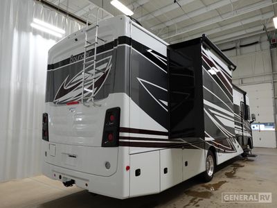 2026 Fleetwood Bounder - Photo 4