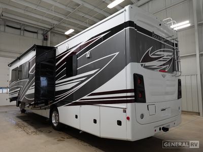 2026 Fleetwood Bounder - Photo 3