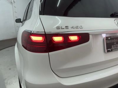 2026 Mercedes-Benz GLS - Photo 31