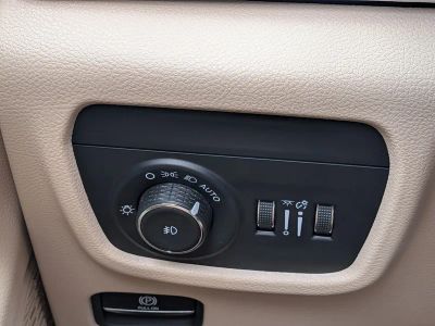 2025 Jeep Grand Cherokee — photo 25 view