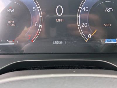 2025 Jeep Grand Cherokee — photo 30 view