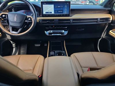 2023 Lincoln Corsair — photo 14 view