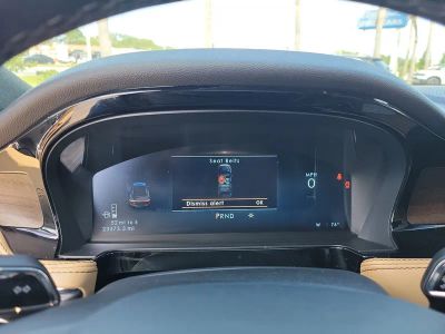 2023 Lincoln Corsair — photo 28 view