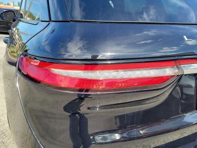 2023 Lincoln Corsair — photo 10 view