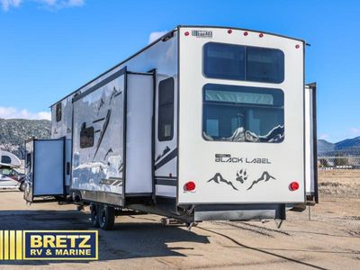 2024 Forest River RV Cherokee Black Label - Photo 5