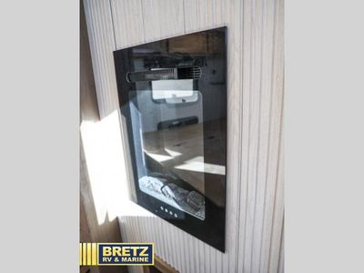 2024 Forest River RV Cherokee Black Label - Photo 11