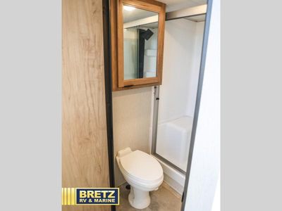 2024 Forest River RV Cherokee Black Label - Photo 15
