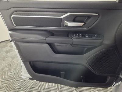 2026 Ram 1500 — photo 16 view