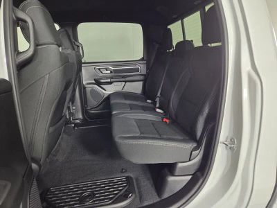2026 Ram 1500 — photo 18 view