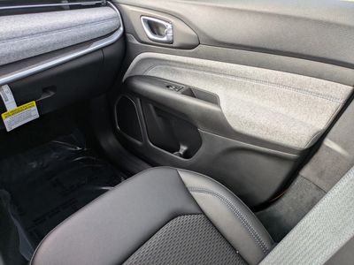 2026 Jeep Compass — photo 15 view