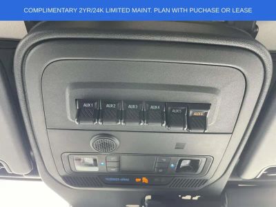 2025 Ford Bronco - Photo 8