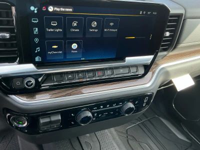 2026 Chevrolet Silverado 1500 — photo 12 view
