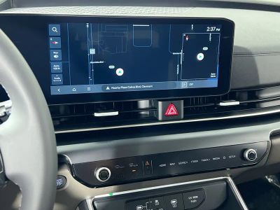 2026 Kia Carnival — photo 24 view