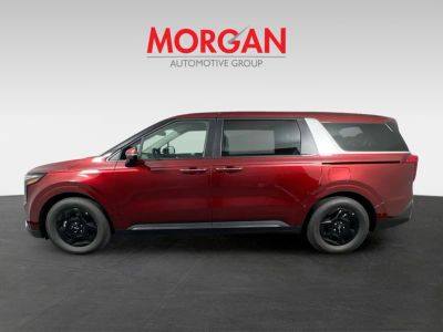 2026 Kia Carnival — engine compartment view