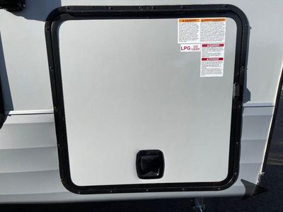 2026 Northwood Arctic Fox NXT — photo 10 view