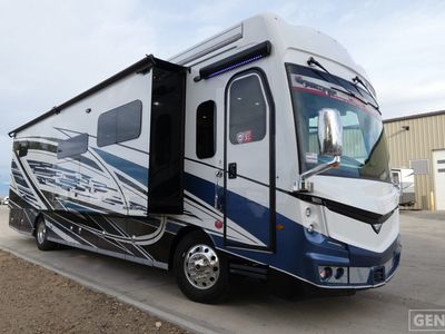 2026 Fleetwood Discovery LXE - Photo 1
