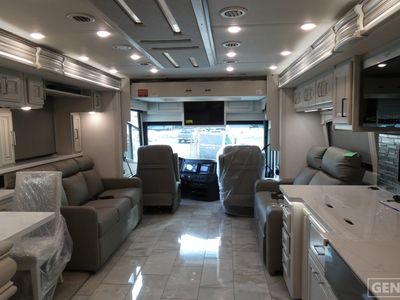2026 Fleetwood Discovery LXE - Photo 6