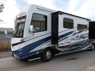 2026 Fleetwood Discovery LXE - Photo 2