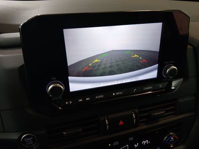 2024 Nissan Pathfinder — photo 16 view