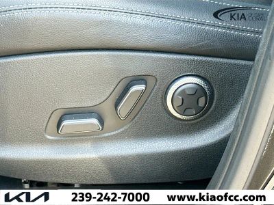 2025 Genesis GV70 — photo 24 view