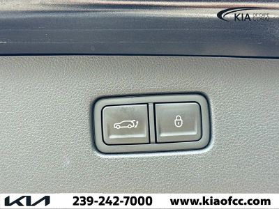 2025 Genesis GV70 — photo 13 view