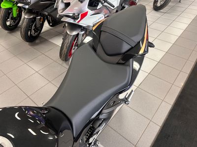 2026 Kawasaki Ninja ZX-6R - Photo 9