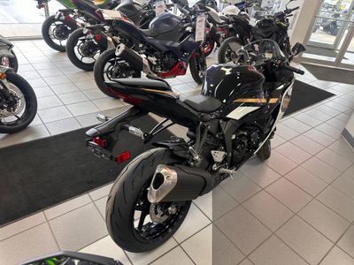 2026 Kawasaki Ninja ZX-6R - Photo 4