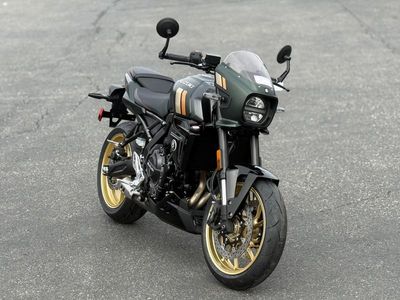 2026 Suzuki GSX-8TT — front three-quarter view