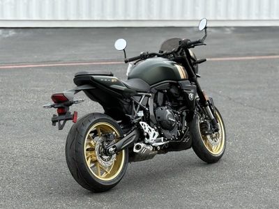 2026 Suzuki GSX-8TT — interior view