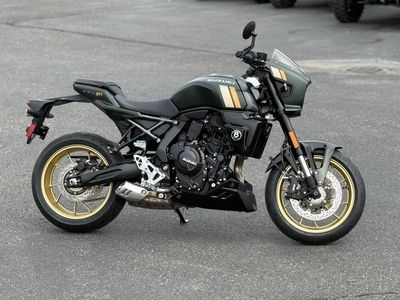 2026 Suzuki GSX-8TT — photo 7 view
