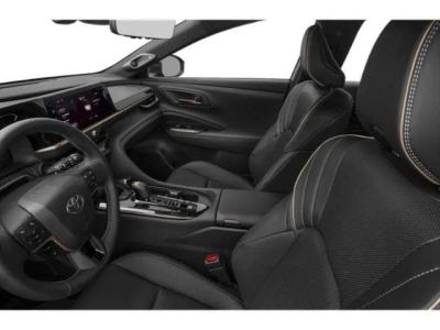 2026 Toyota Crown Signia — photo 8 view