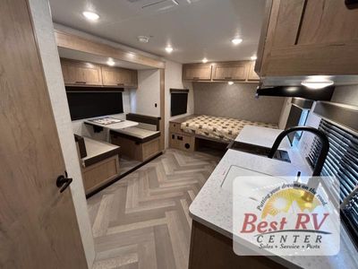 2026 Ember RV E-Series - Photo 10