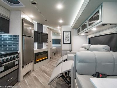 2026 Holiday Rambler Invicta - Photo 12