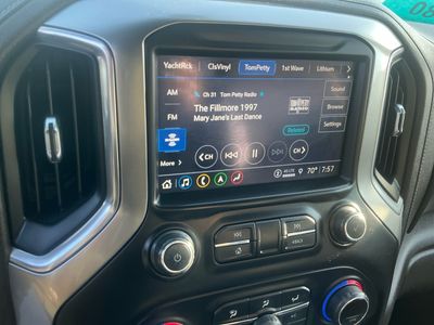 2021 Chevrolet Silverado 1500 — photo 11 view