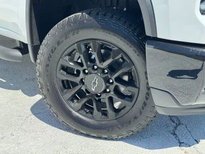 2026 Chevrolet Silverado 2500 HD - Photo 5