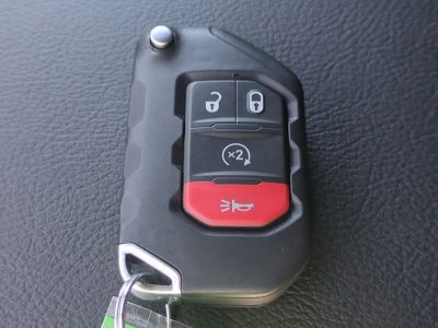 2026 Jeep Wrangler — photo 31 view