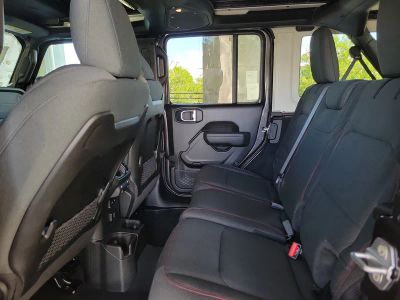2026 Jeep Wrangler — photo 9 view
