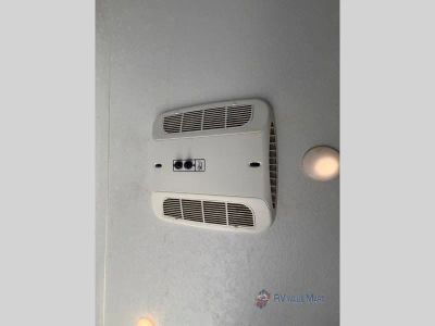 2019 Keystone RV Springdale Mini - Photo 23
