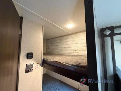 2019 Keystone RV Springdale Mini - Photo 19