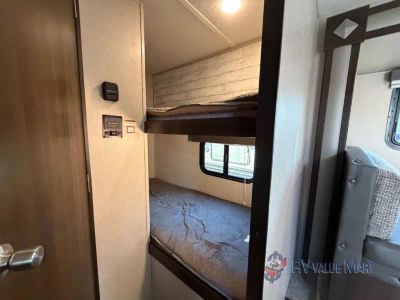 2019 Keystone RV Springdale Mini - Photo 18