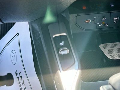 2026 Kia Sorento — photo 21 view