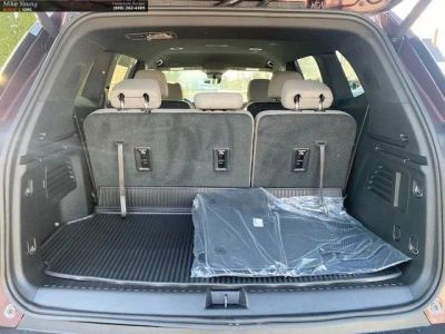 2026 GMC Acadia — detail view