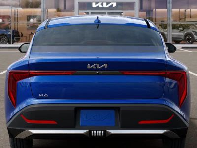 2025 Kia K4 — photo 13 view