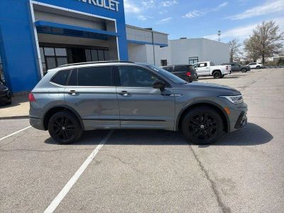 2022 Volkswagen Tiguan — side profile view