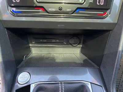 2022 Volkswagen Tiguan — photo 30 view