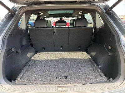 2022 Volkswagen Tiguan — photo 12 view