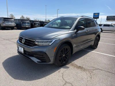 2022 Volkswagen Tiguan — photo 7 view