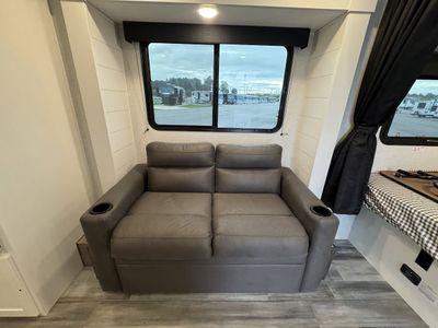 2026 Jayco Jay Flight SLX - Photo 10