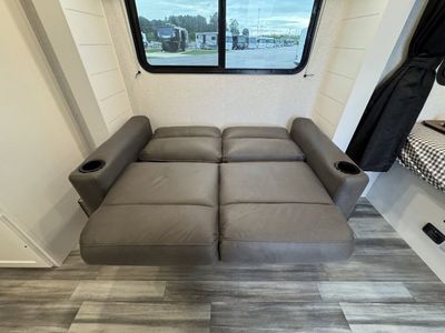 2026 Jayco Jay Flight SLX - Photo 11