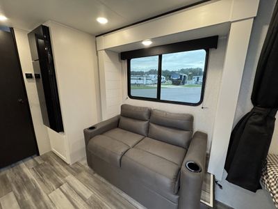2026 Jayco Jay Flight SLX - Photo 13